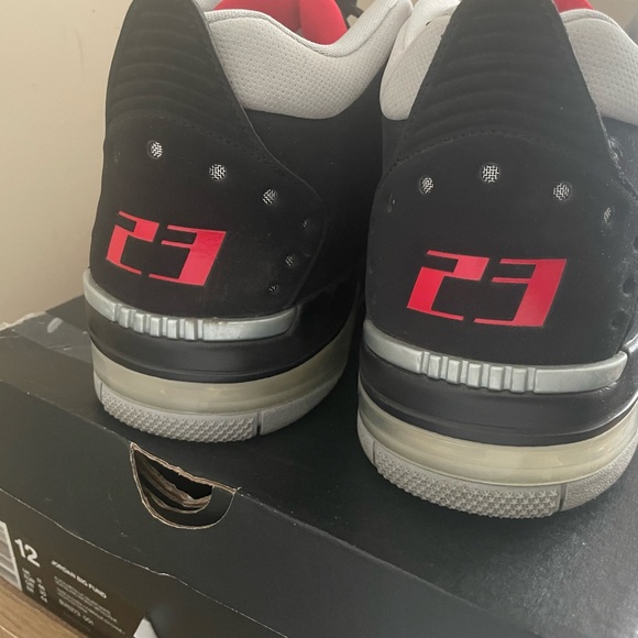 Jordan big fund - us size 12 - Picture 2 of 4